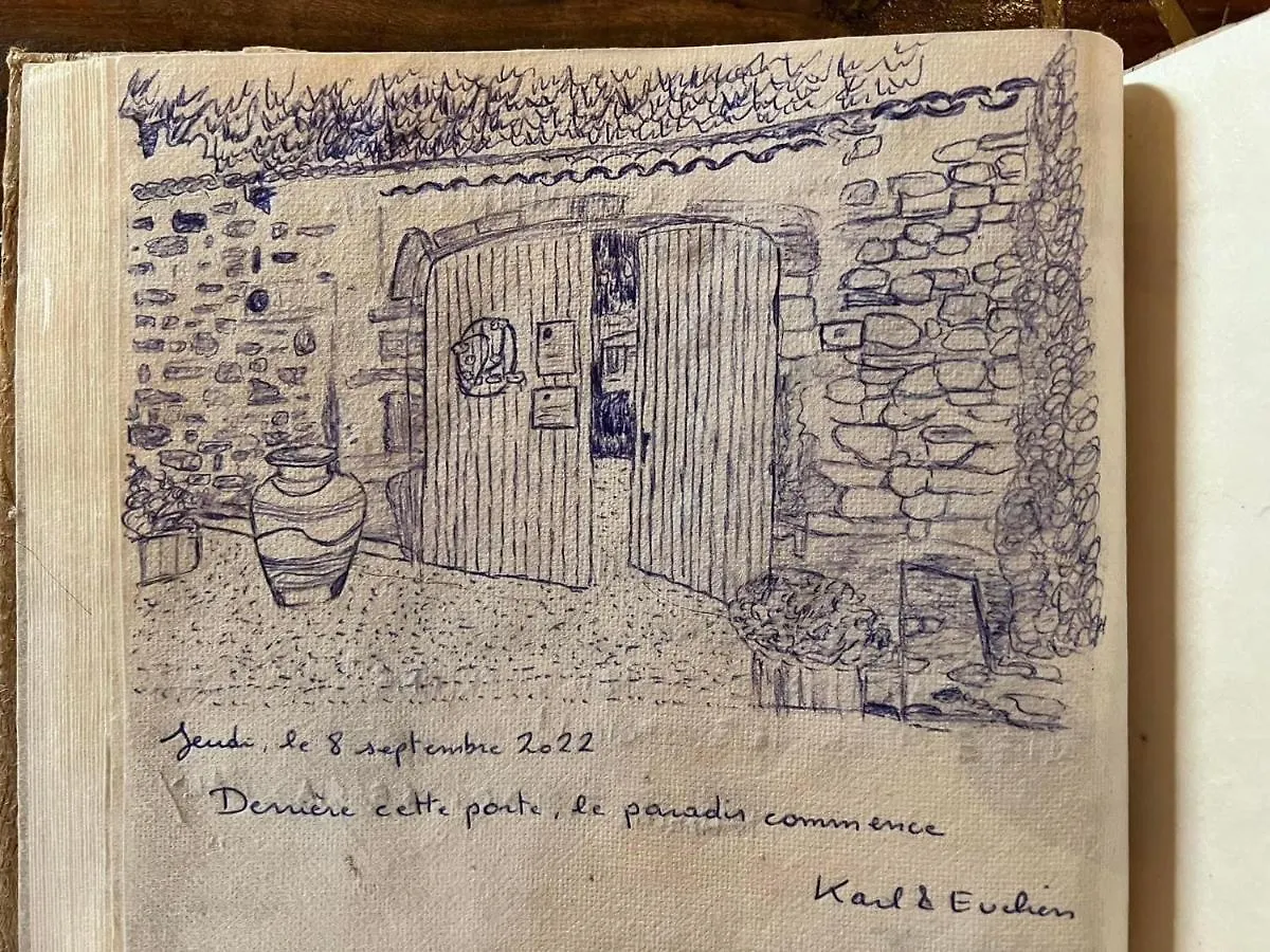 Couette-café Le Mas du Père Jean Roche-Saint-Secret